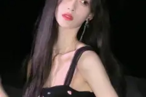 【绝对爆款】彻底炸锅！顶流片场停工大瓜网友：滤镜碎成渣！